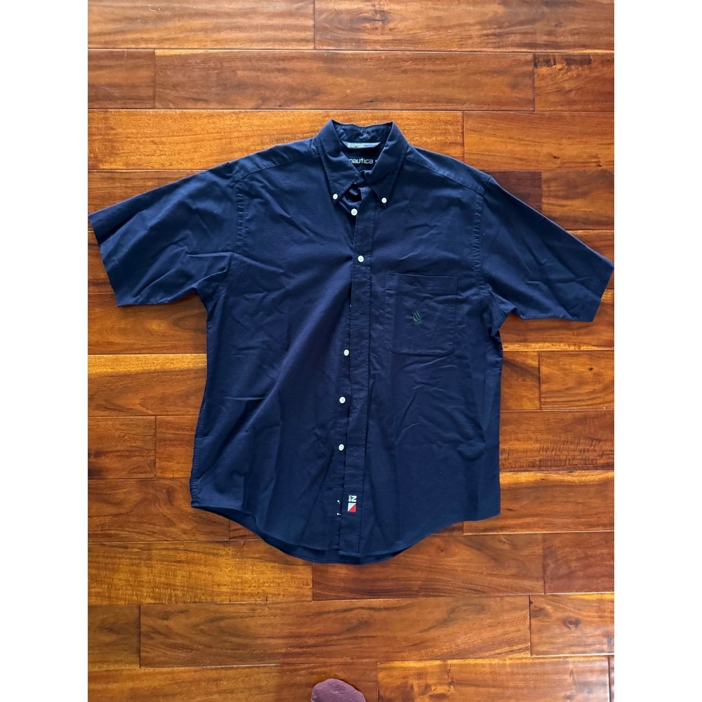 Nautica Mens Navy Blue Short Sleeve Button Down Shirt Cotton NS83 Logo Medium